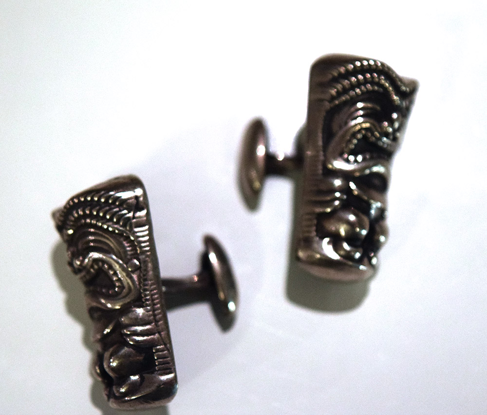 White-Bronze-Tiki-Cufflinks-HiOctanejewelry2-1000.jpg