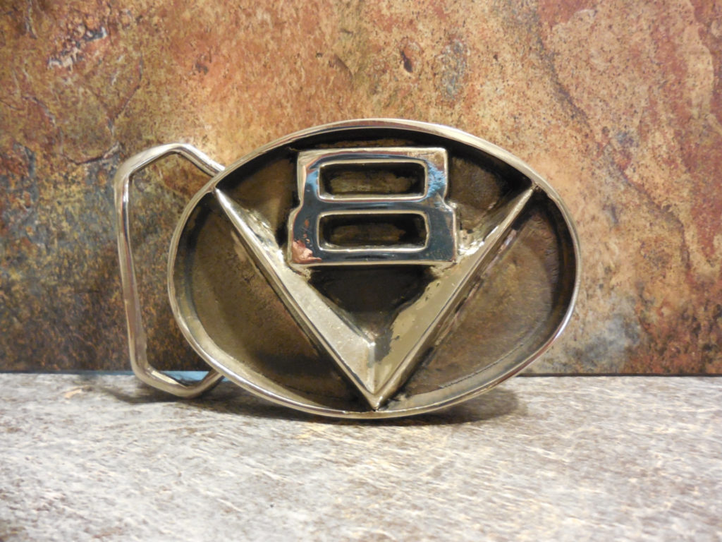 V8 Belt Buckle in White or Gold Bronze
