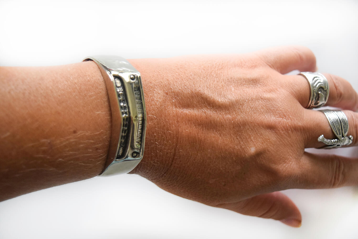 Chevy Camaro Looking Cuff - Image 5