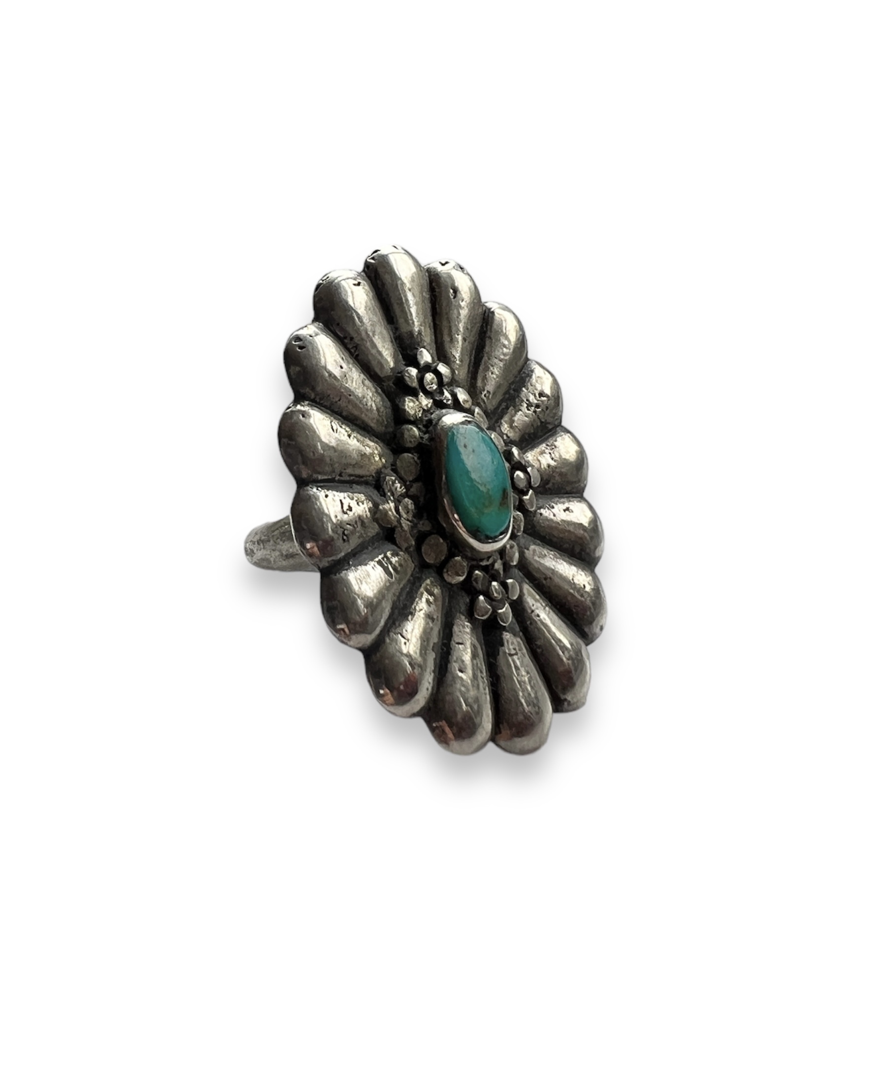 Teardrop Conch Ring - Image 4