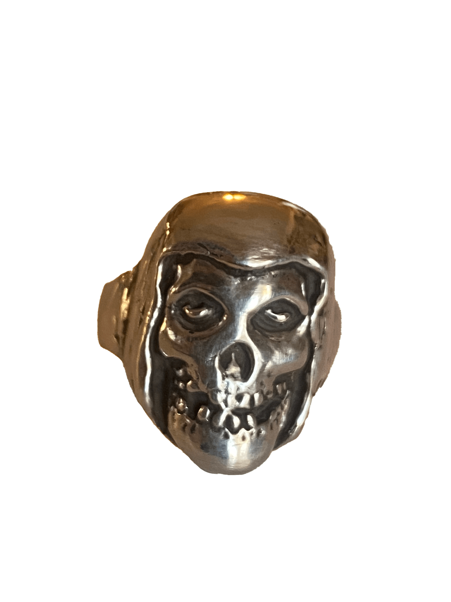 Misfits Crimson Skull Ring - Image 5