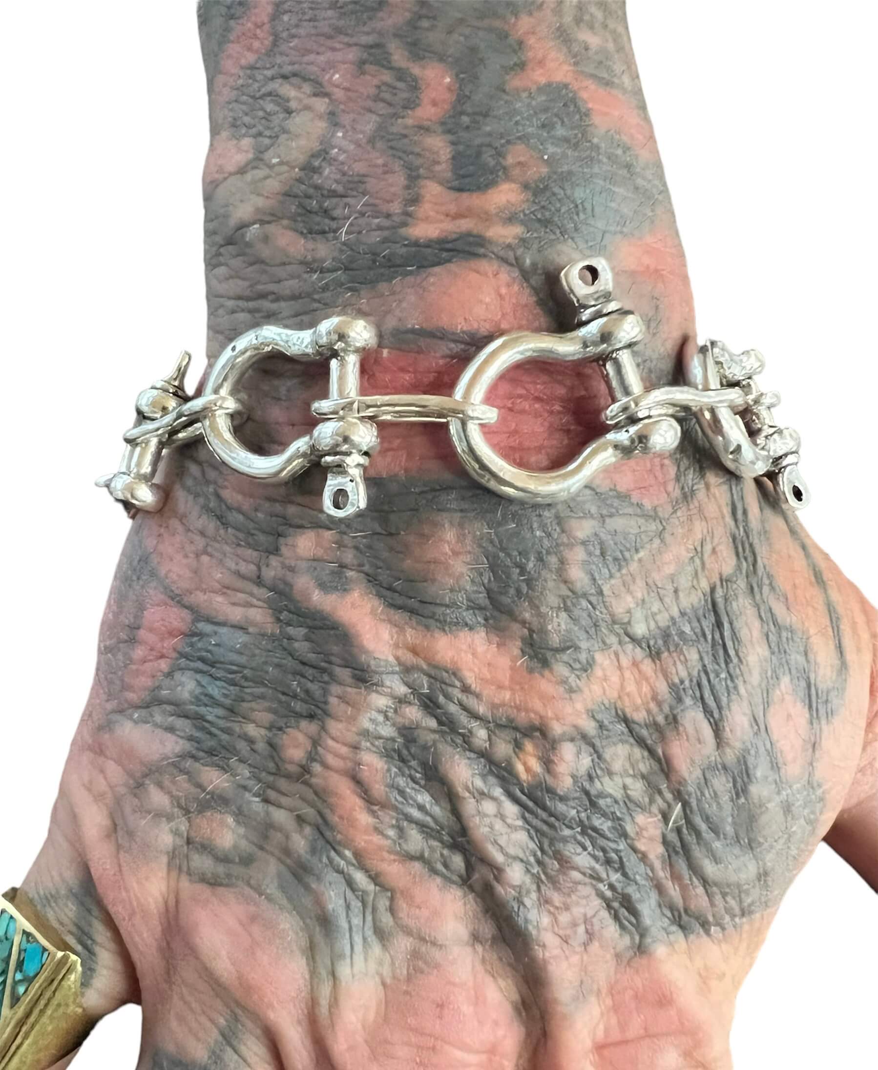 Shackle Bracelet - Image 2