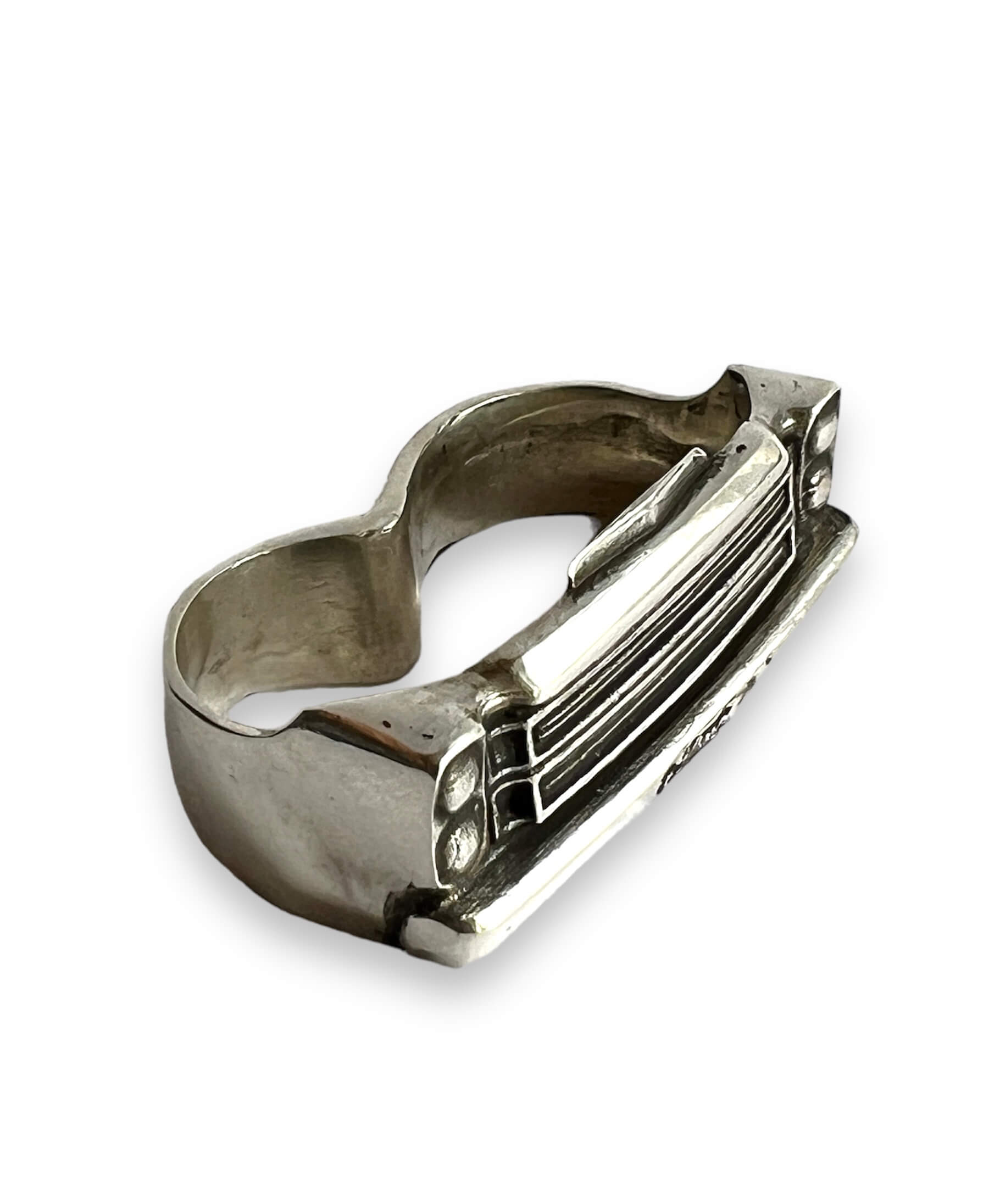 Your Car Grille as Double Knuckle Ring - Image 3