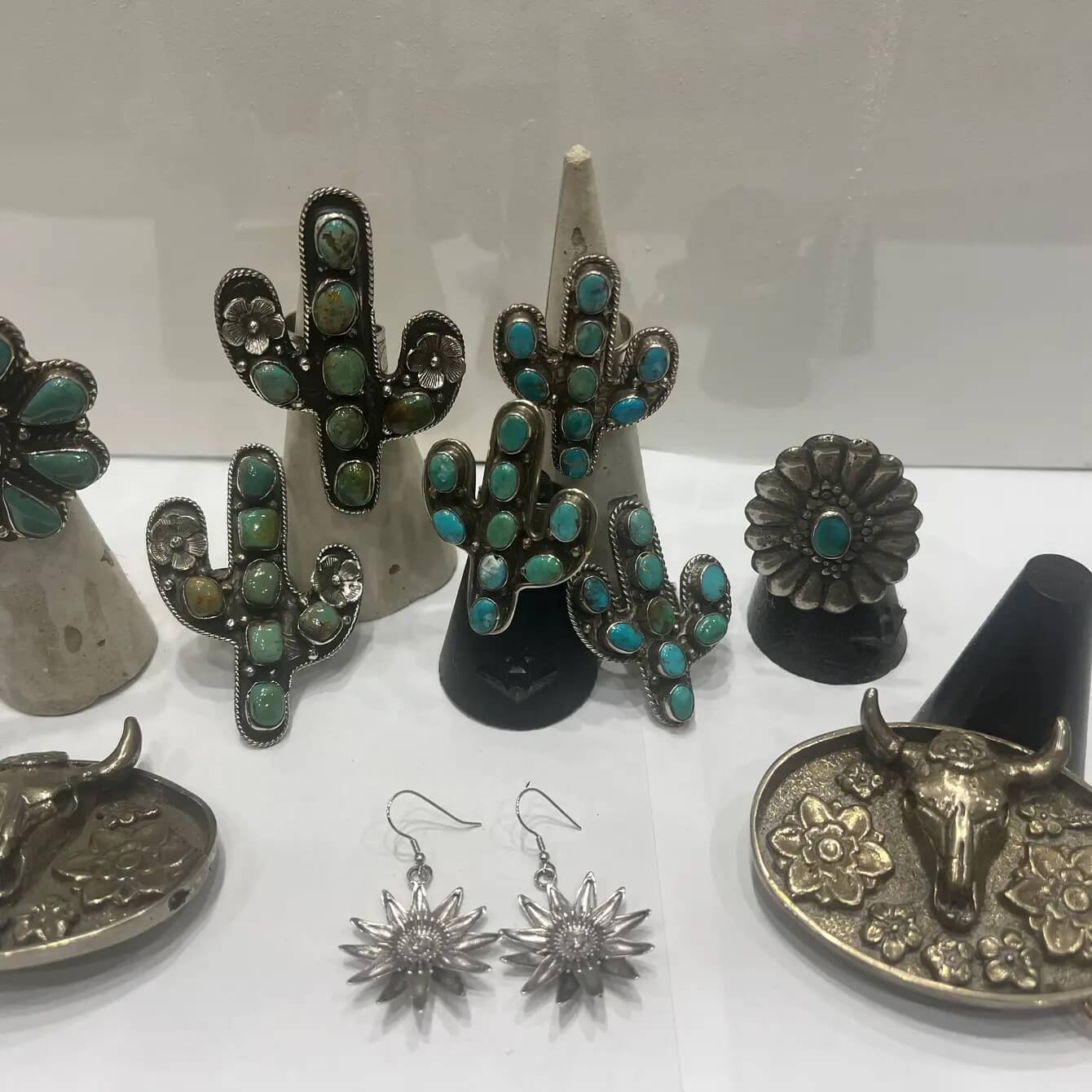 Flower Turquoise Statement Ring - Image 5