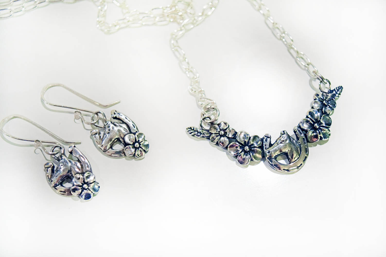 Lucky Horseshoe with Flower Earrings - Image 3